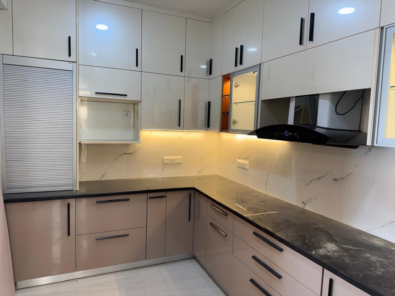 FOR SALE 3BHK FLAT WITH 3 BATHROOM CHITRAKOOT APARTMENT PLOT NO 9 SECTOR 22 DWARKA, New Delhi